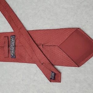 HAROLD POWELL  100% Silk Tie